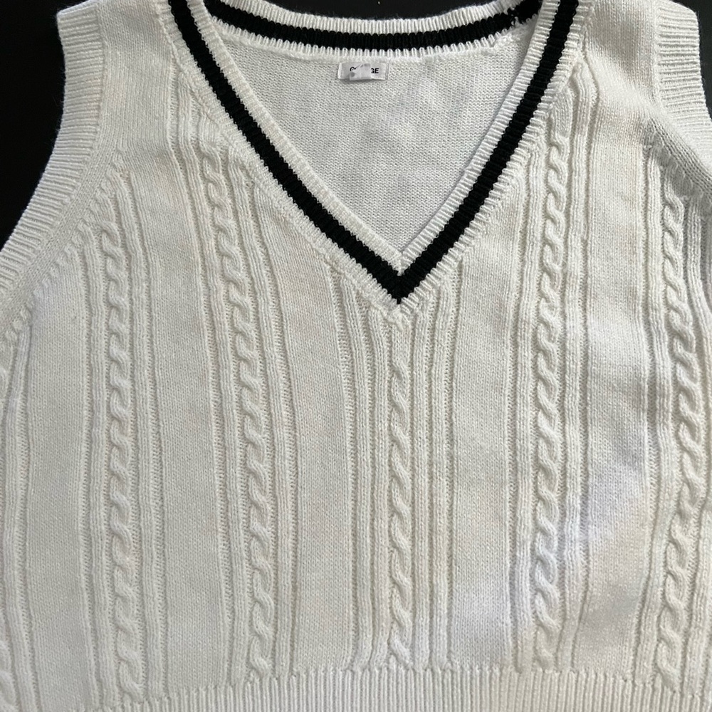 White and black Garage vest